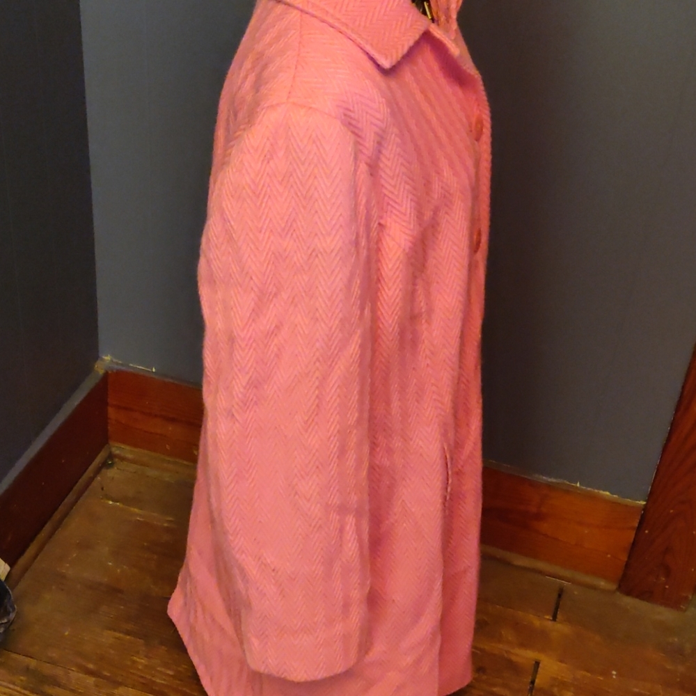Coat - Picture 2 of 5